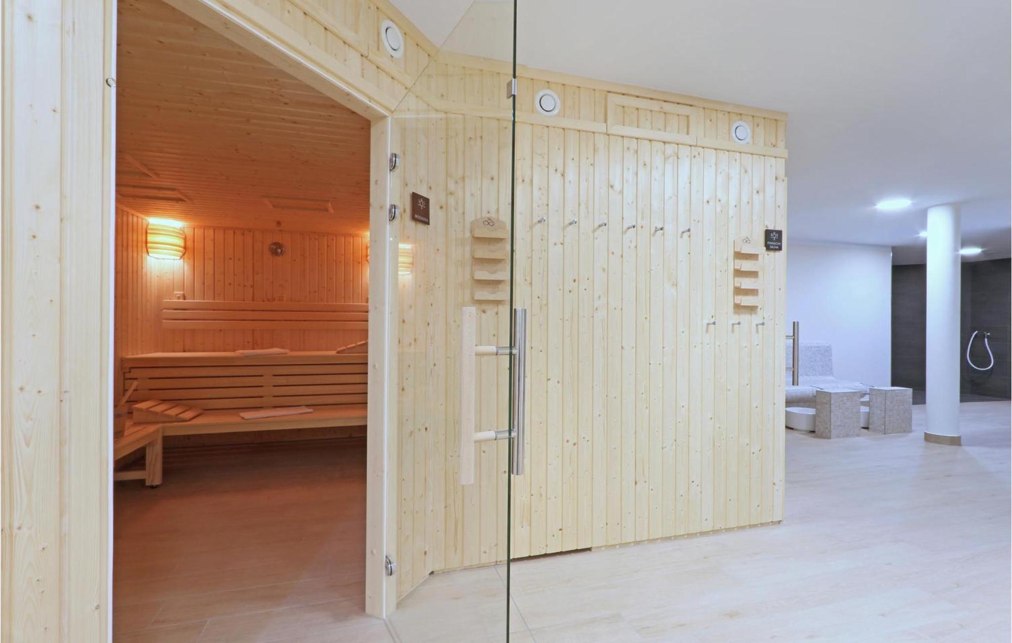 Baltischer Hof Apartment 11 บอลเทินฮาเกิน ภายนอก รูปภาพ